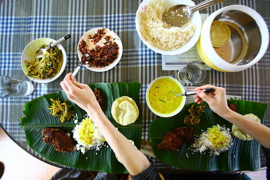 Kerala Thali in action