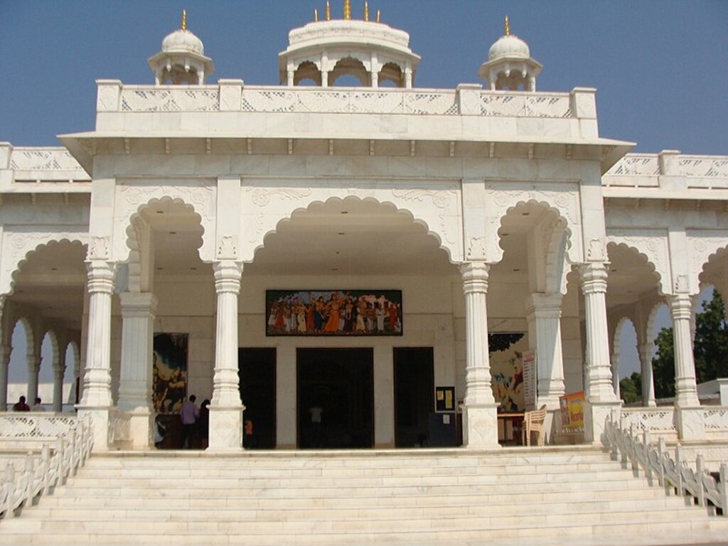 Iskon Temple Ujjain - panoramio