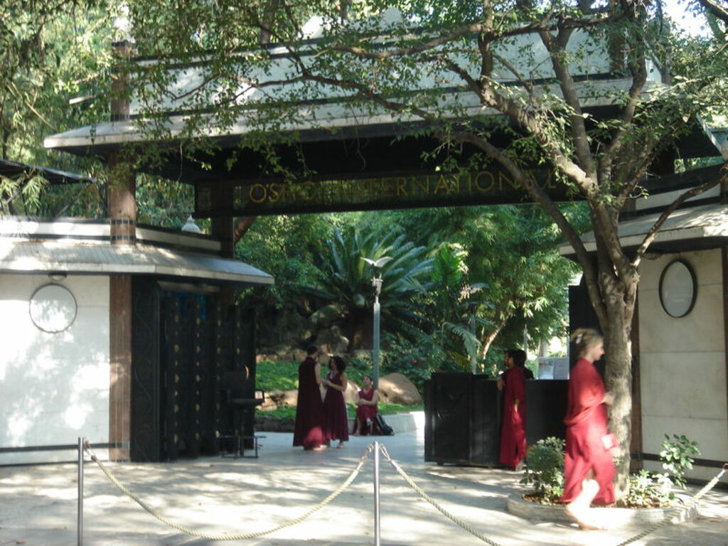2008 12 Osho center, Pune, India