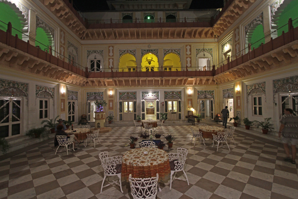Bharatpur-10-Laxmi Vilas Palace-2018-gje