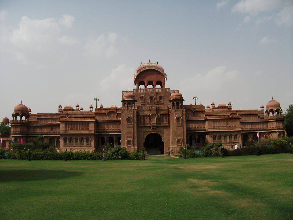Laxmi niwas palace