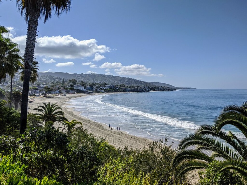 Laguna Beach opens!