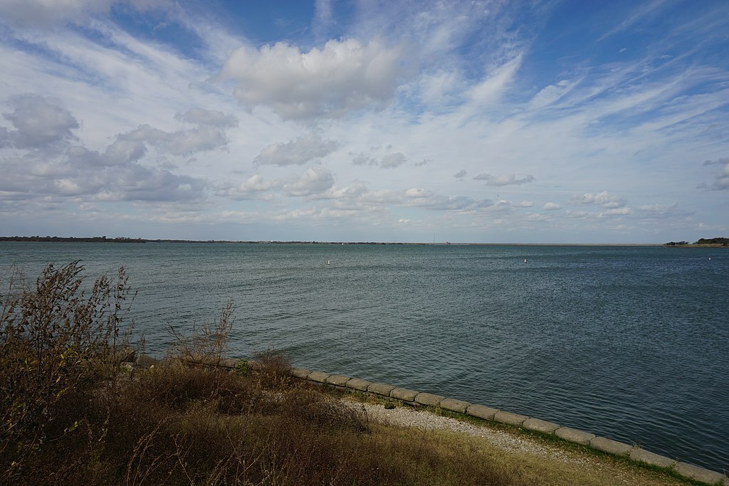 Cedar Hill State Park November 2020 02 (Joe Pool Lake)