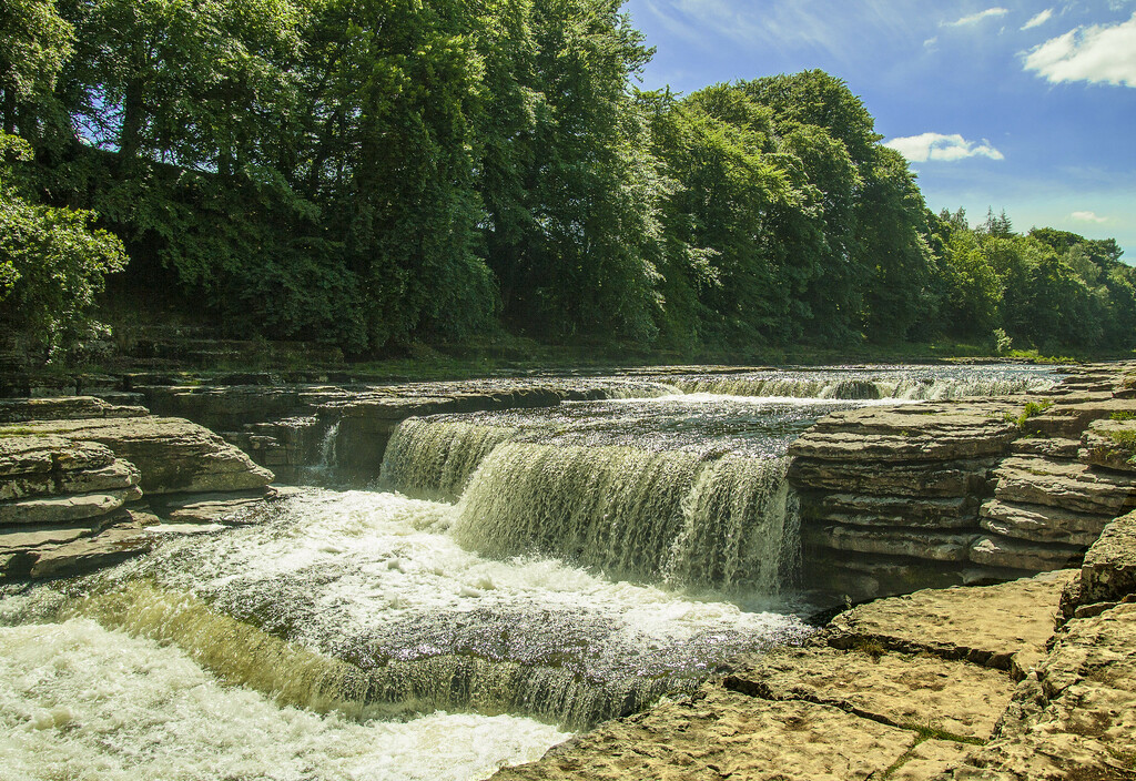 Aysgarth Lower Falls