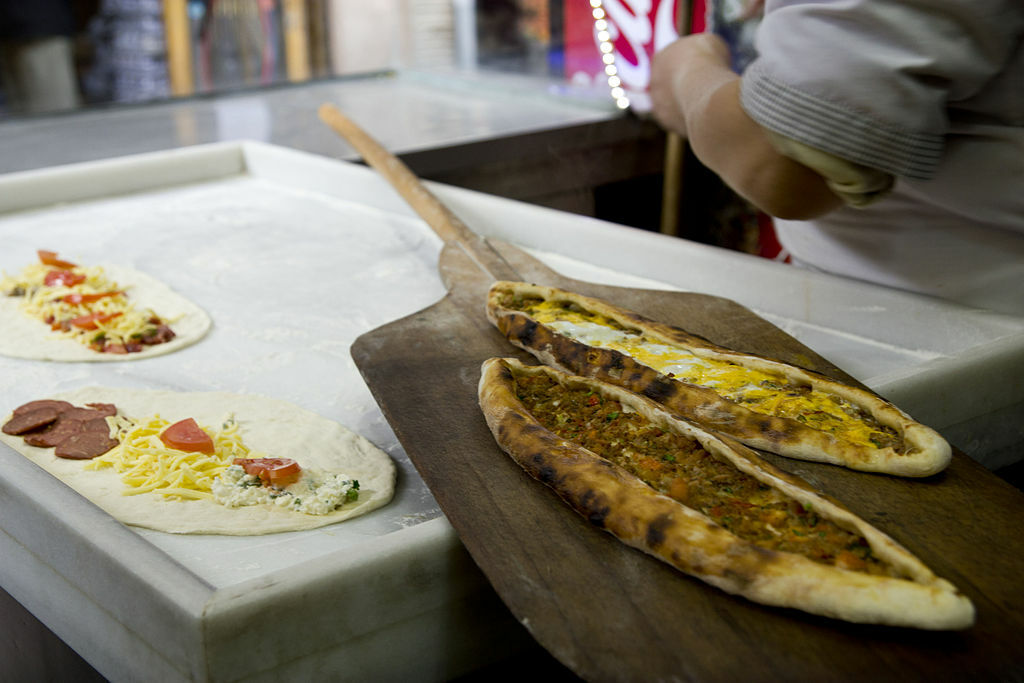 Pide (6377360435)