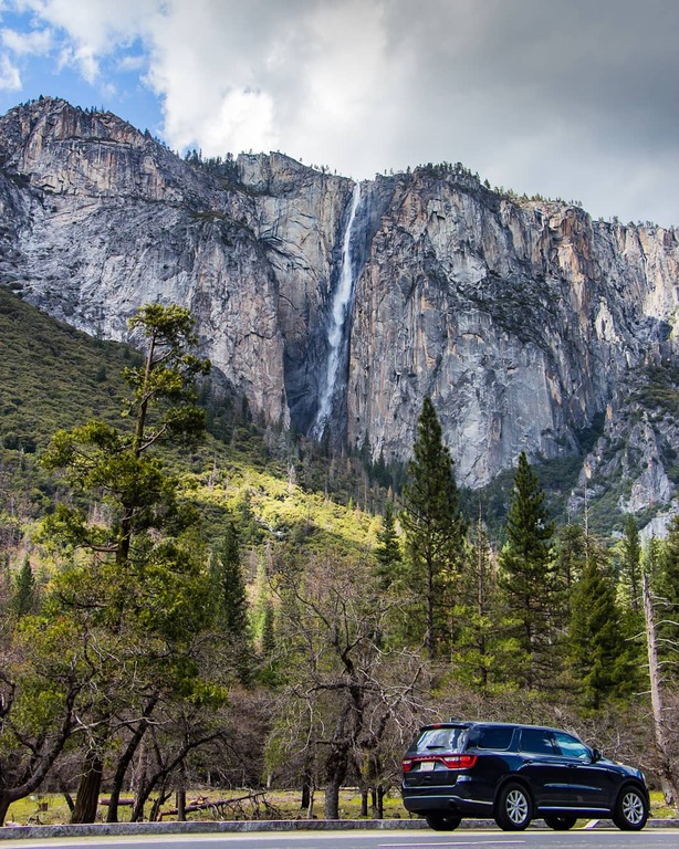waterfall hikes in yosemite | ribbon falls