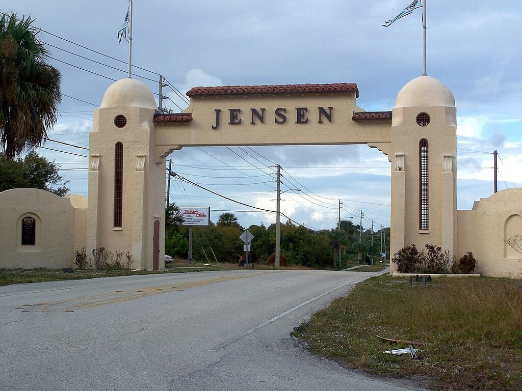 Jensen Beach FL Welcome Arch 