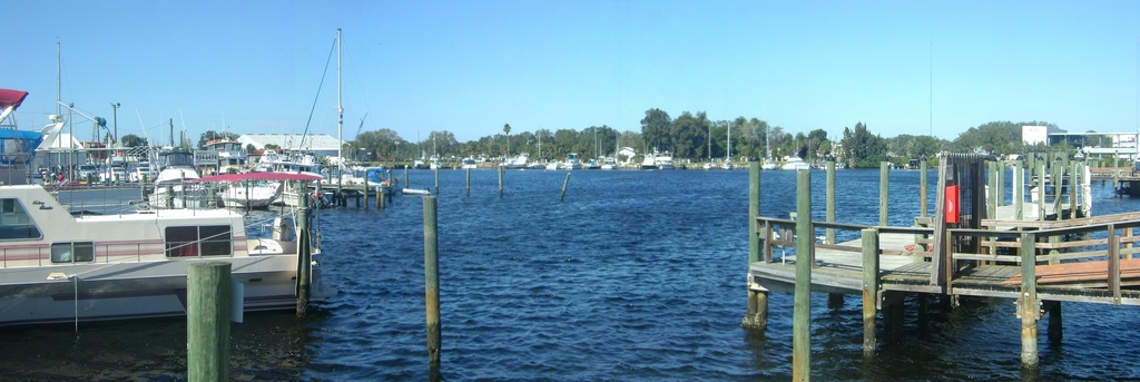 Tarpon Springs, FL (Sponge Docks)