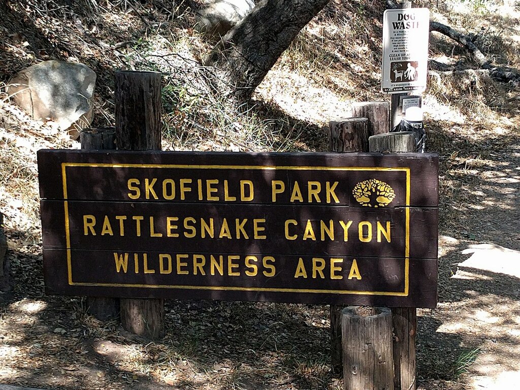Rattlesnake Canyon Bridge -Trailhead