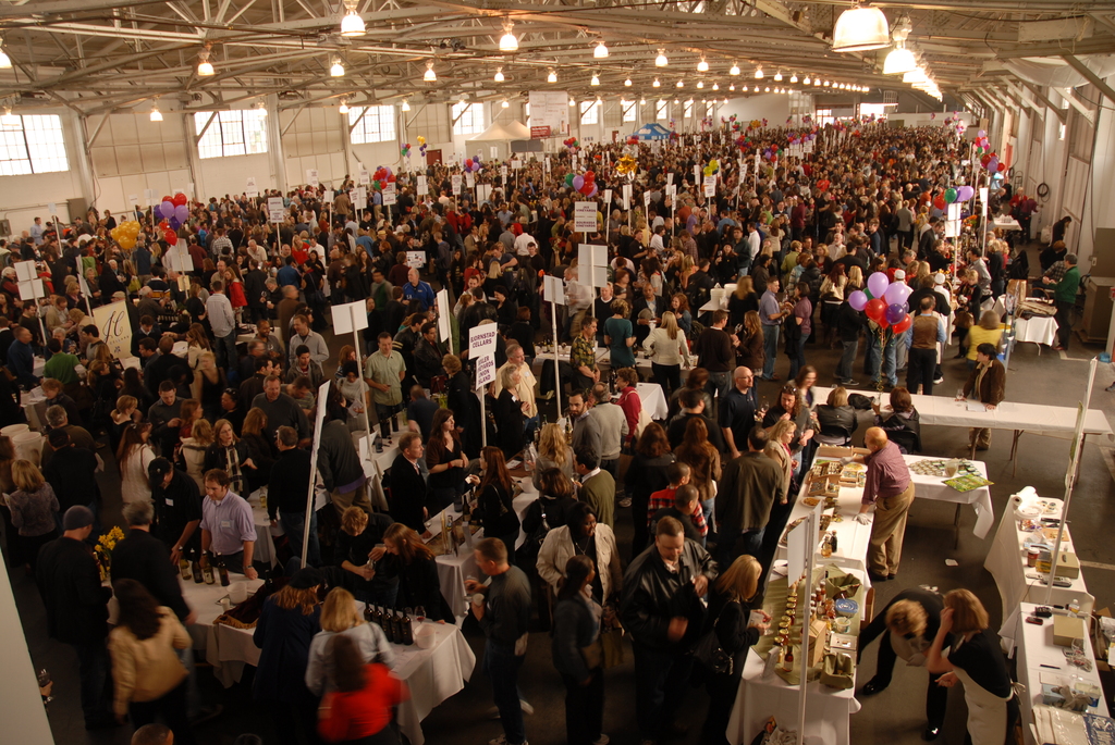 SF Chronicle Wine competition Public tasting 2010-02-20 55