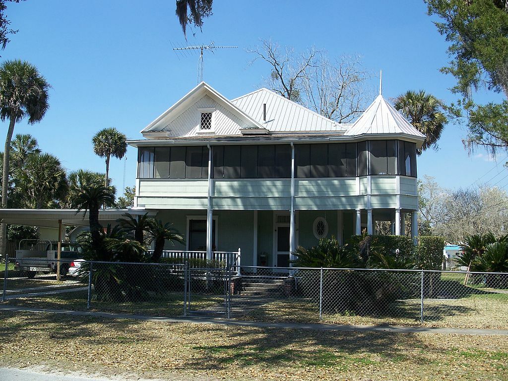 Williston FL LC Hester across01