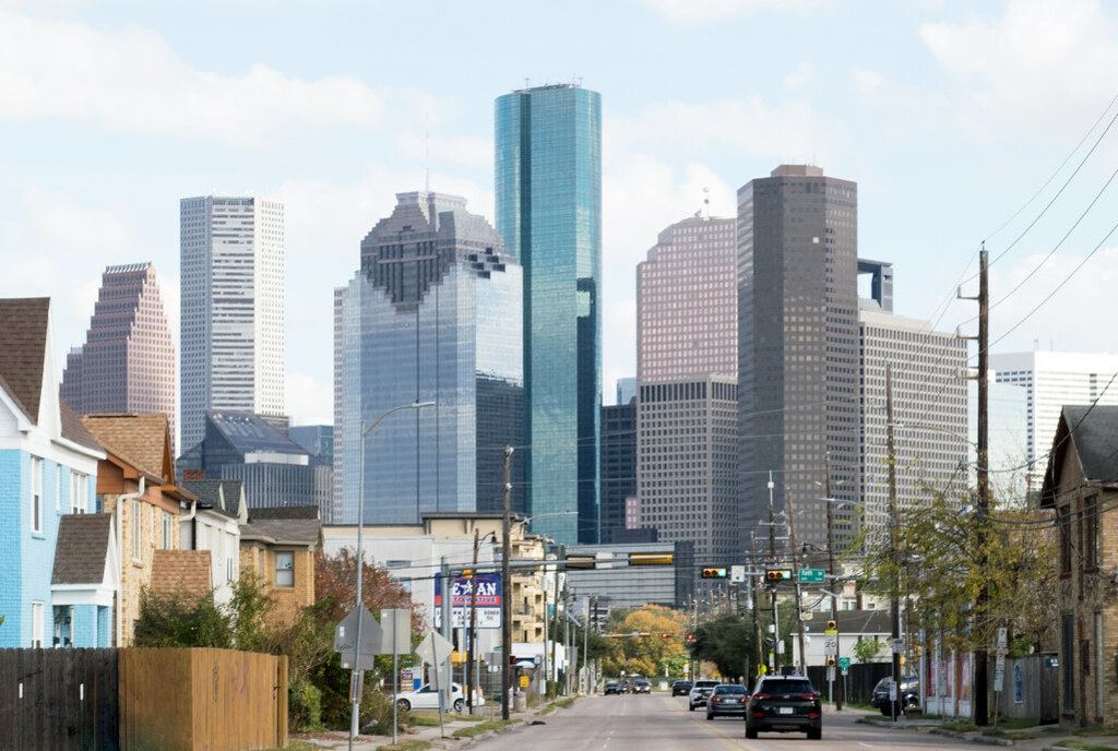 Houston Skyline from Montrose 1912261409