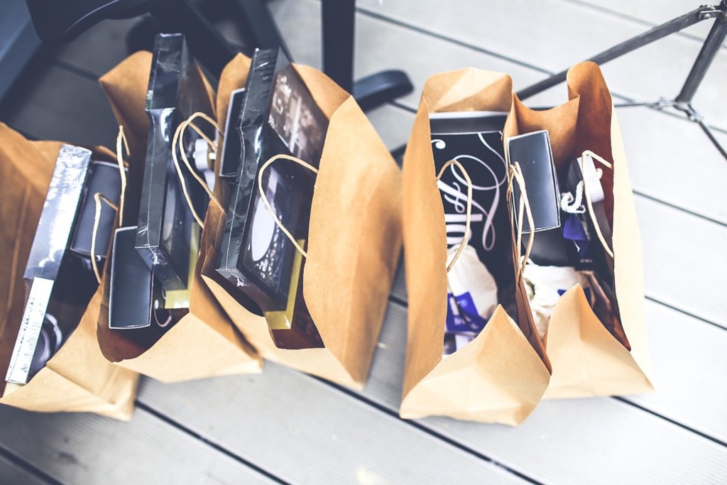 go shopping at san diego's popular outlets