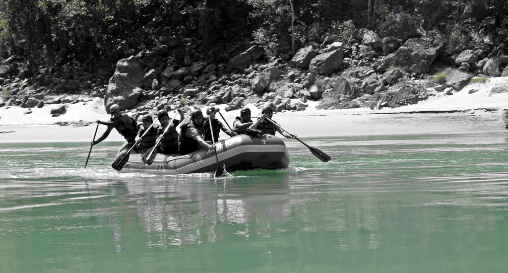 Rishikesh - Rafting & Fun In Ganga