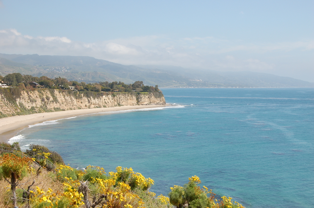 Cliffs At Point Dume, Malibu, CA - panoramio