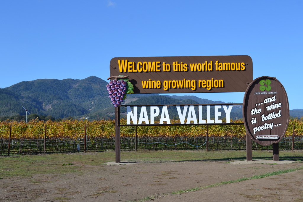 Napa Valley welcome sign 2