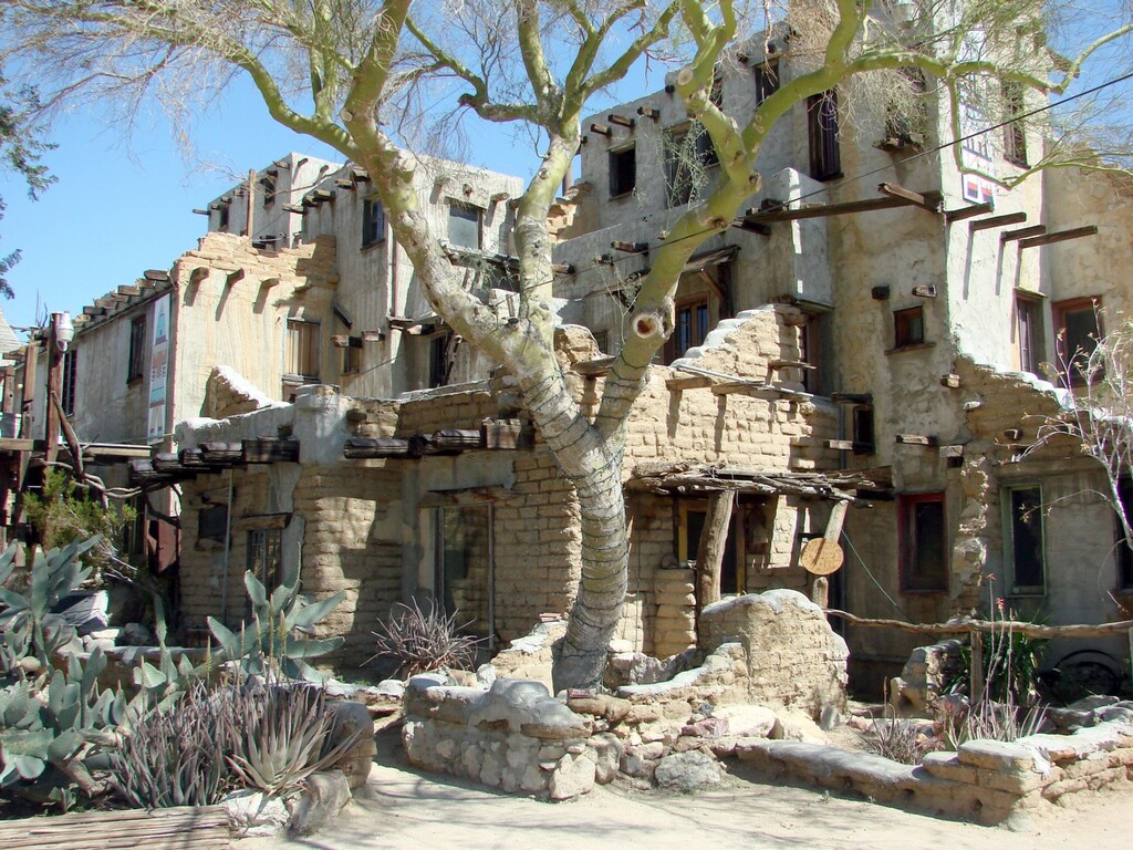 Cabot Pueblo, Desert Hot Springs, CA (5860407545)