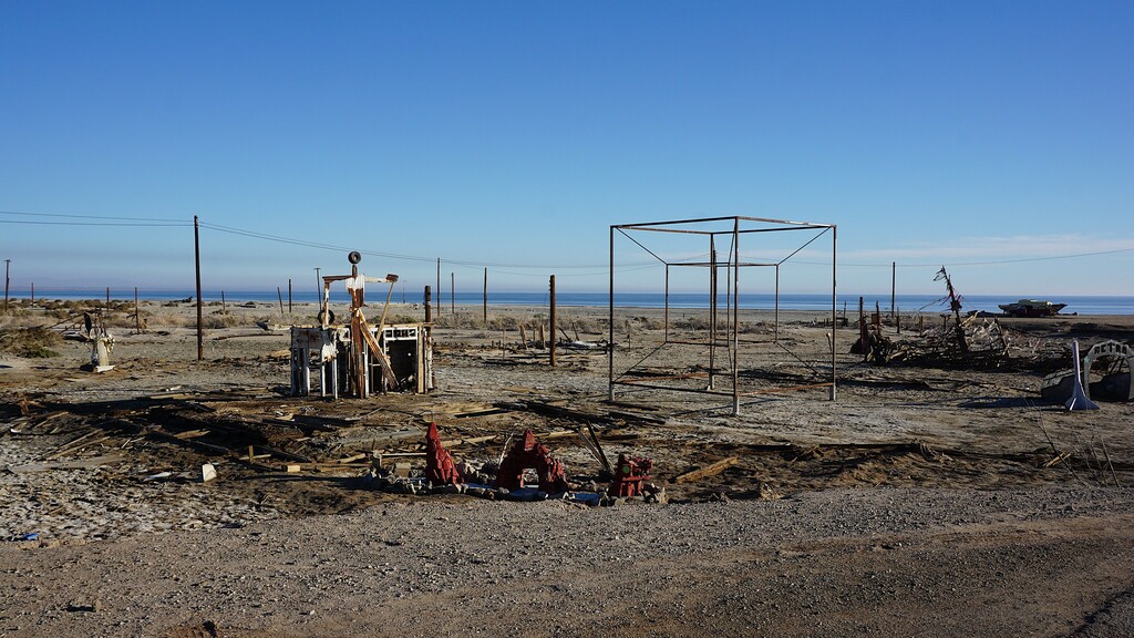 Ghost town Bombay Beach (1)