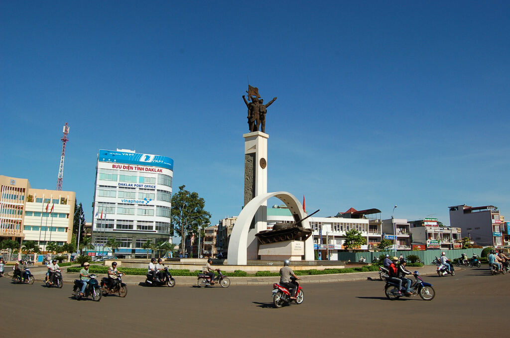 Buôn Ma Thuột city square