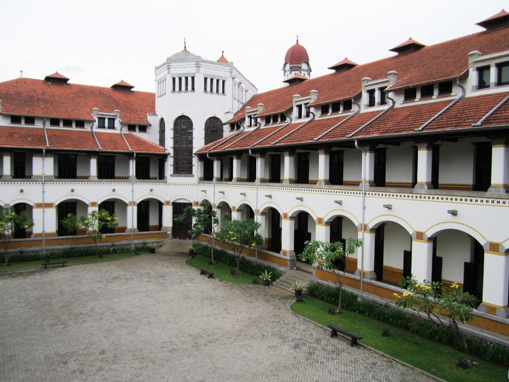 Lawang sewu (2013)