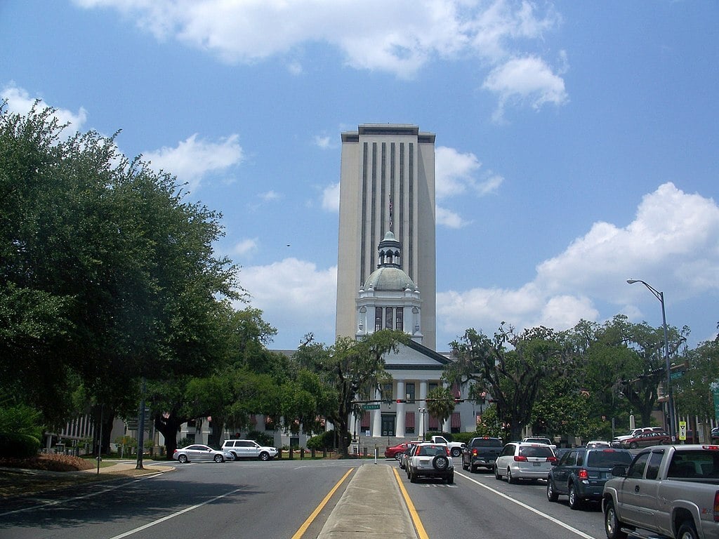 Tallahassee FL old and new capitol