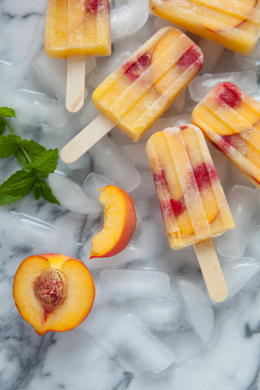 Peach Sangria Popsicles | Annie's Eats