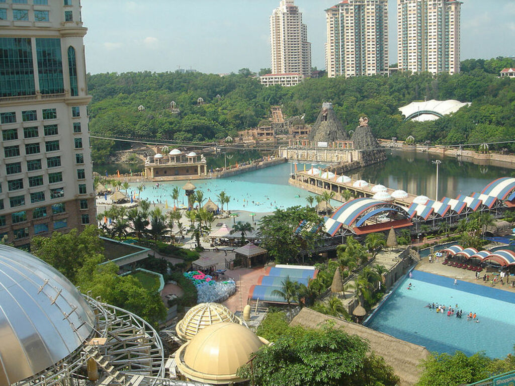 Sunway Lagoon in Malaysia!