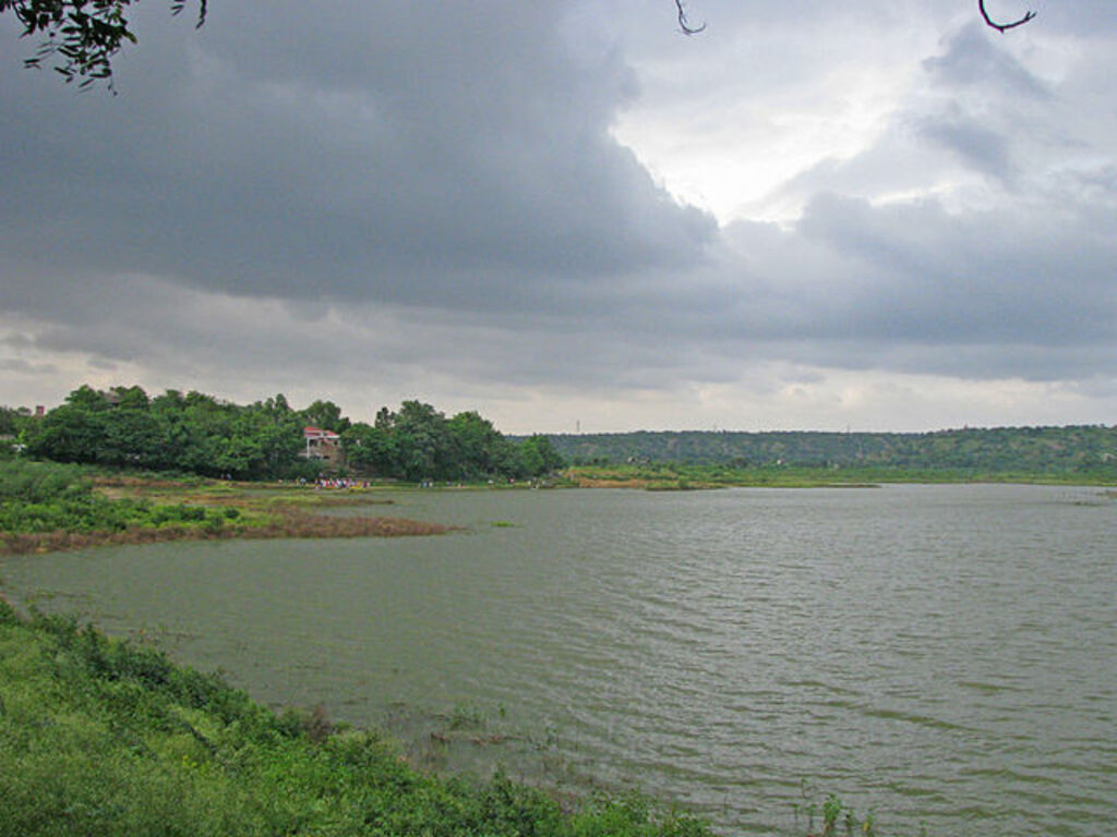 Haryana Tourism restaurant on Damdama Lake