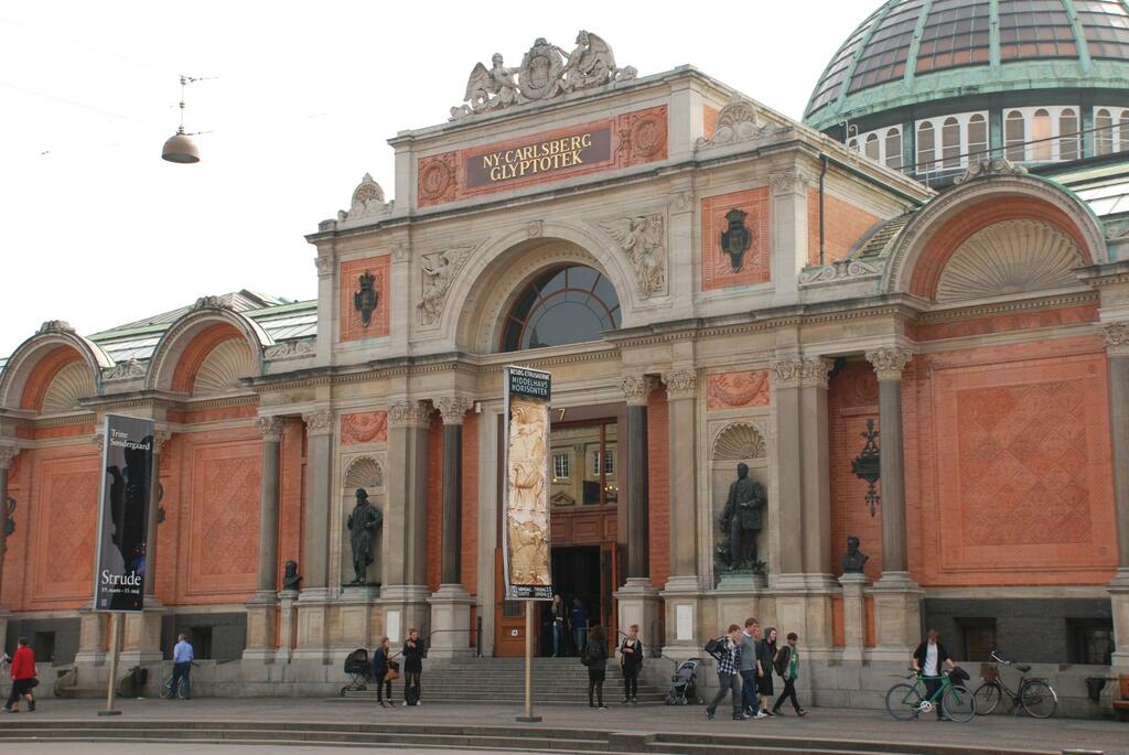 Main entrance, Ny Carlsberg Glyptotek