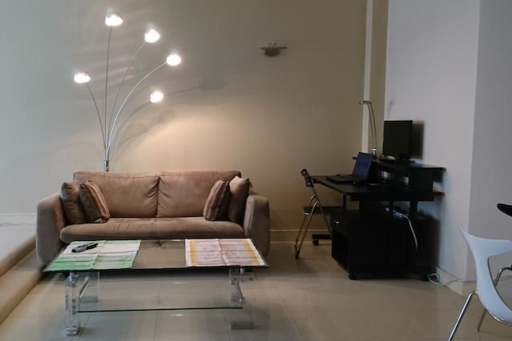 spacious room close to everything