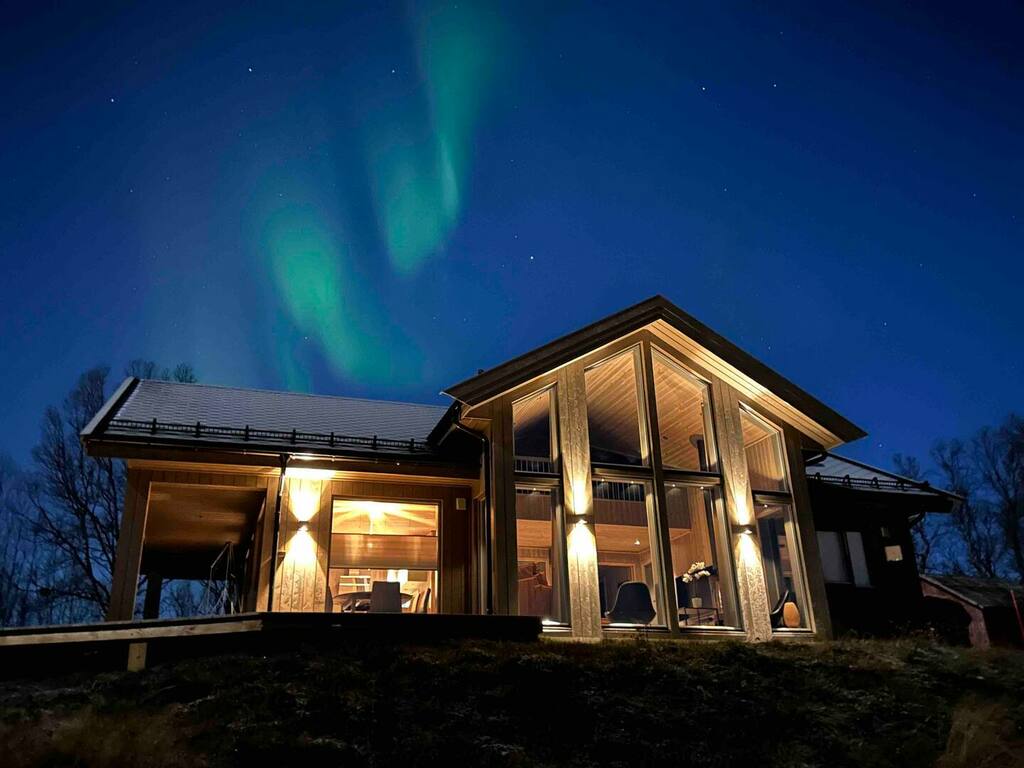 Loft cabin