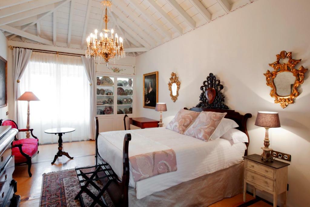Hacienda de Abajo Room