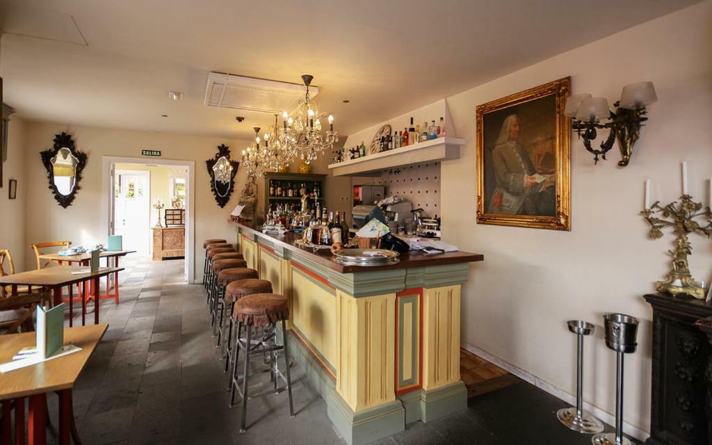 Hacienda de Abajo Bar