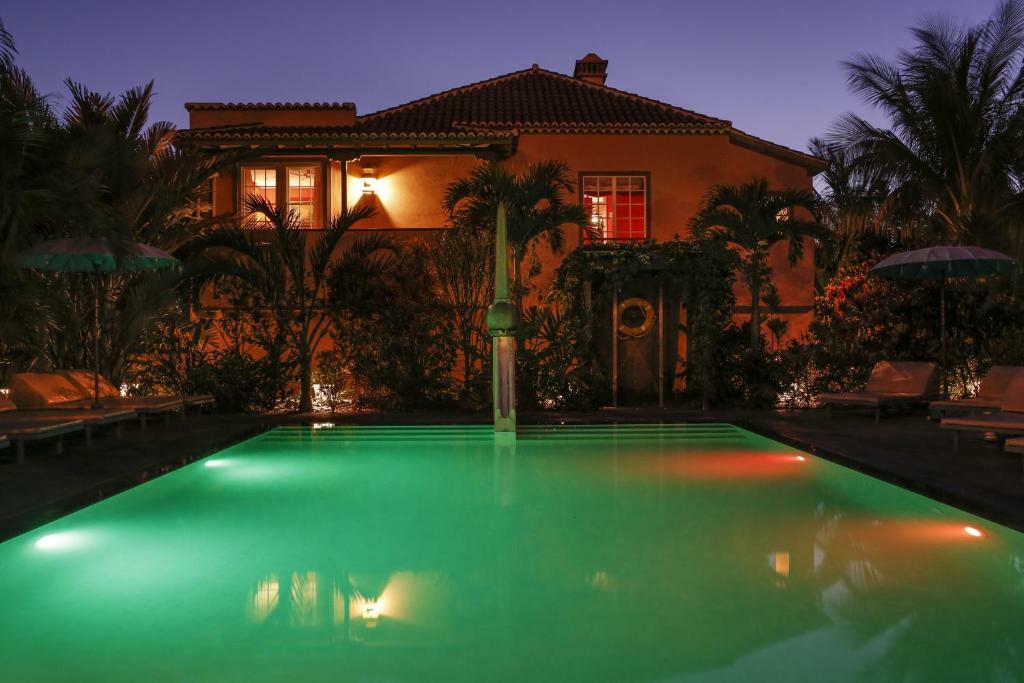 Hacienda de Abajo Pool