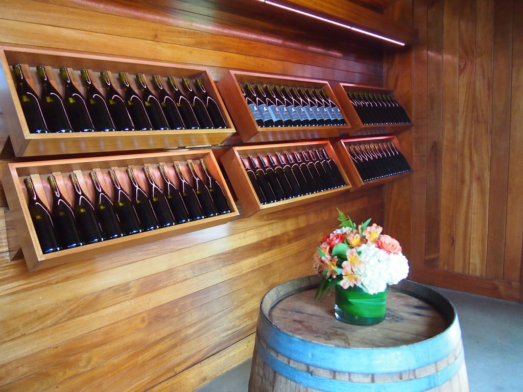 visit the saltwater farm vineyard in stonington, connecticut