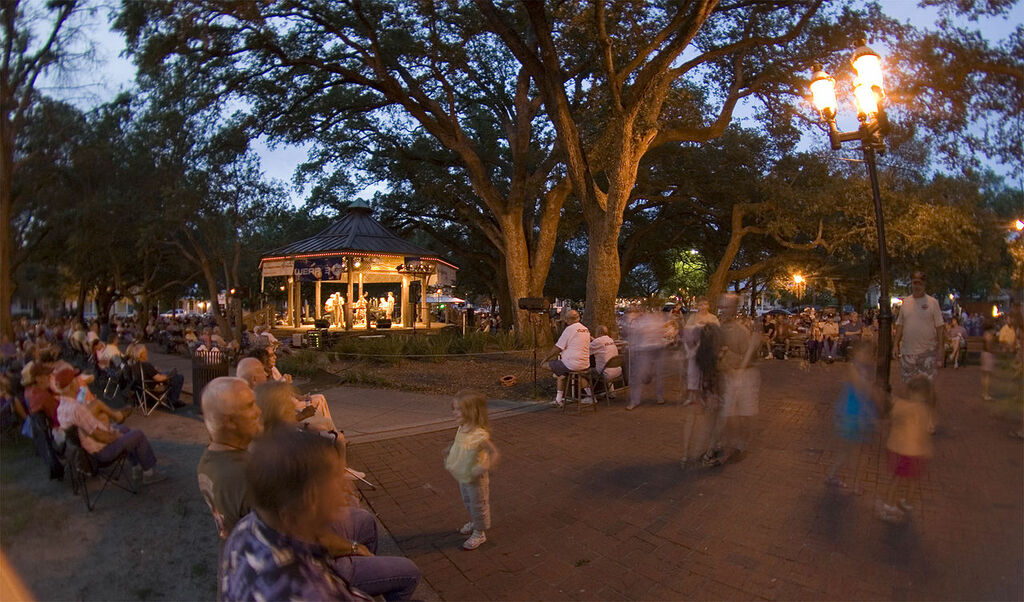 Pensacola-Evenings-Olde-Seville