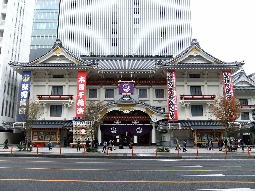 Kabuki-za Theatre 2013 1125