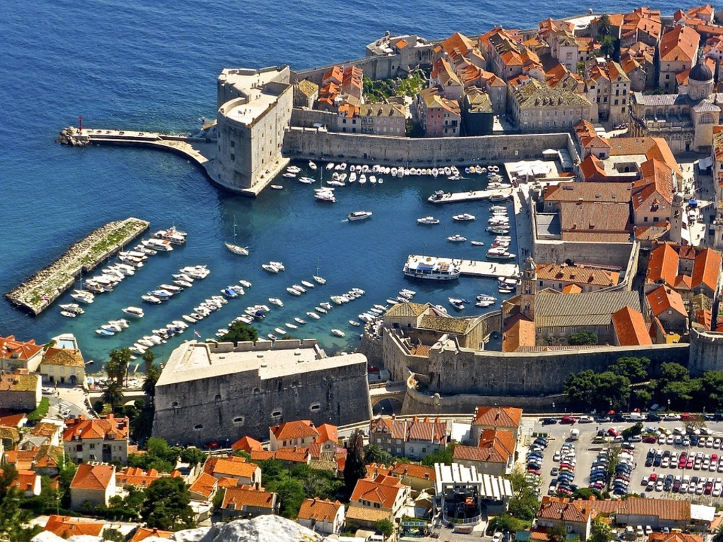 things to do in croatia | see dubrovnik’s ancient city walls