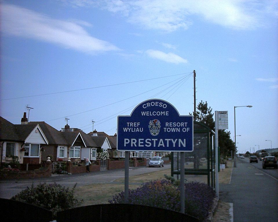 Benkid77 Prestatyn sign 290609