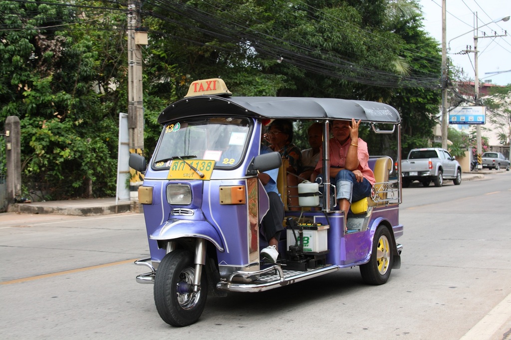Tuk-tuk in Sri Racha 01