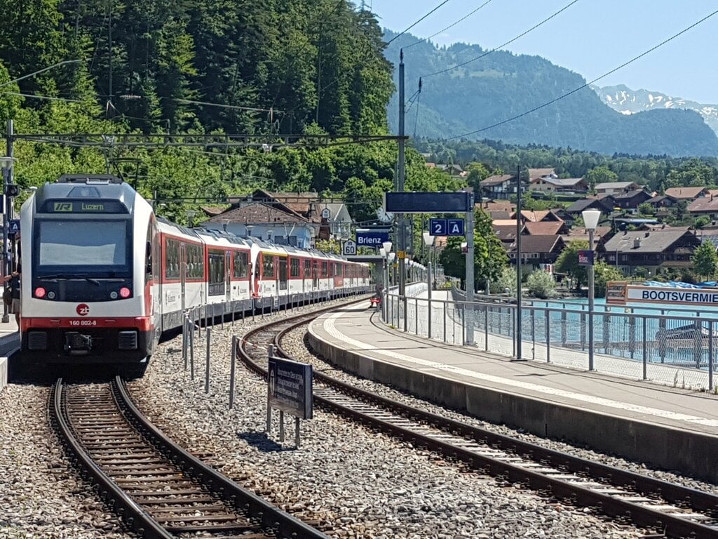 Swiss Train (42872780232)