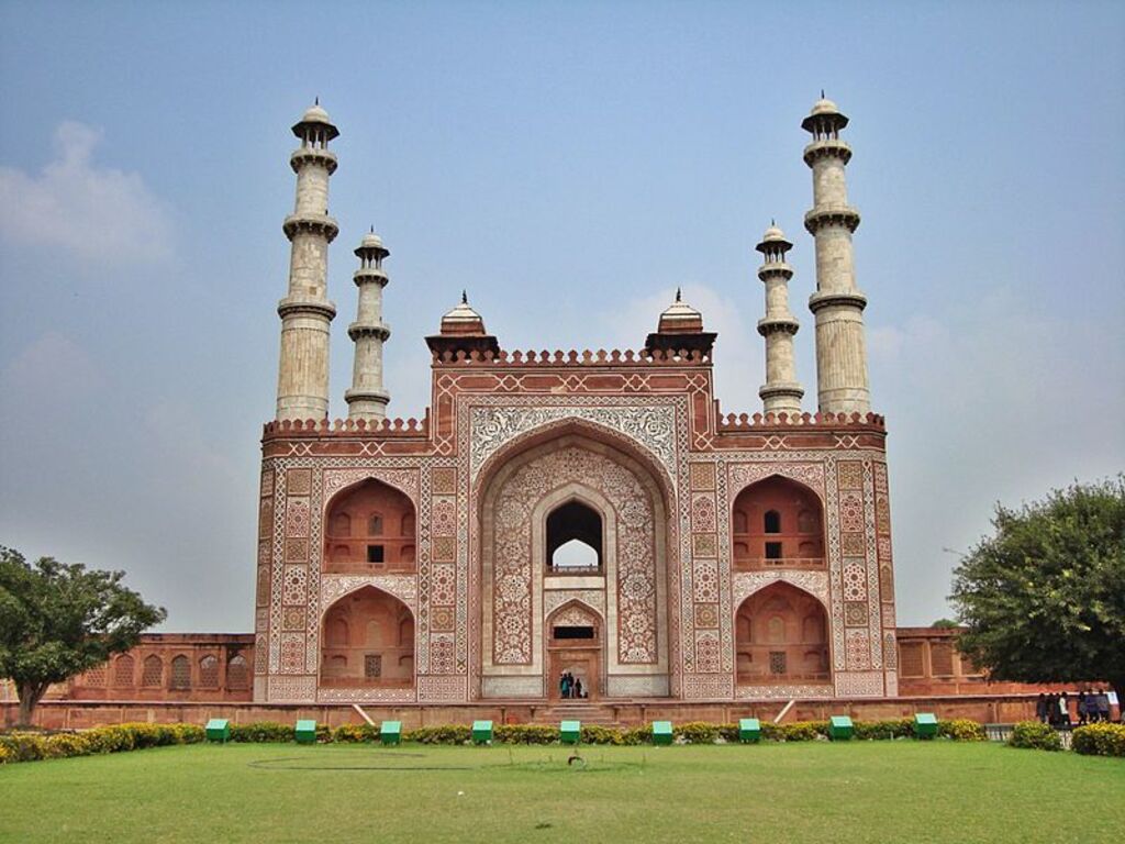 Akbar's Tomb Sikandara 074