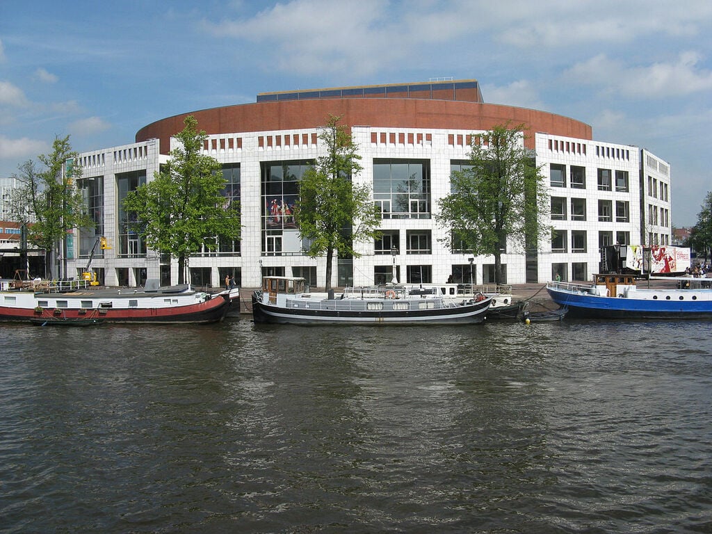 Het Muziektheater Amsterdam-Amsterdam