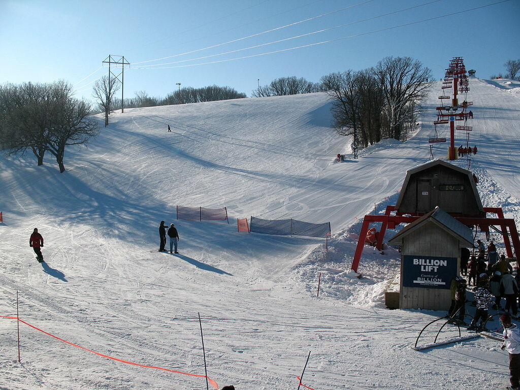 Great Bear ski hill2