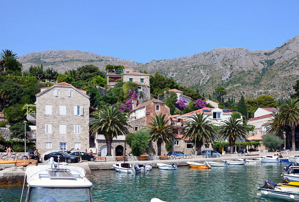Port of Mlini