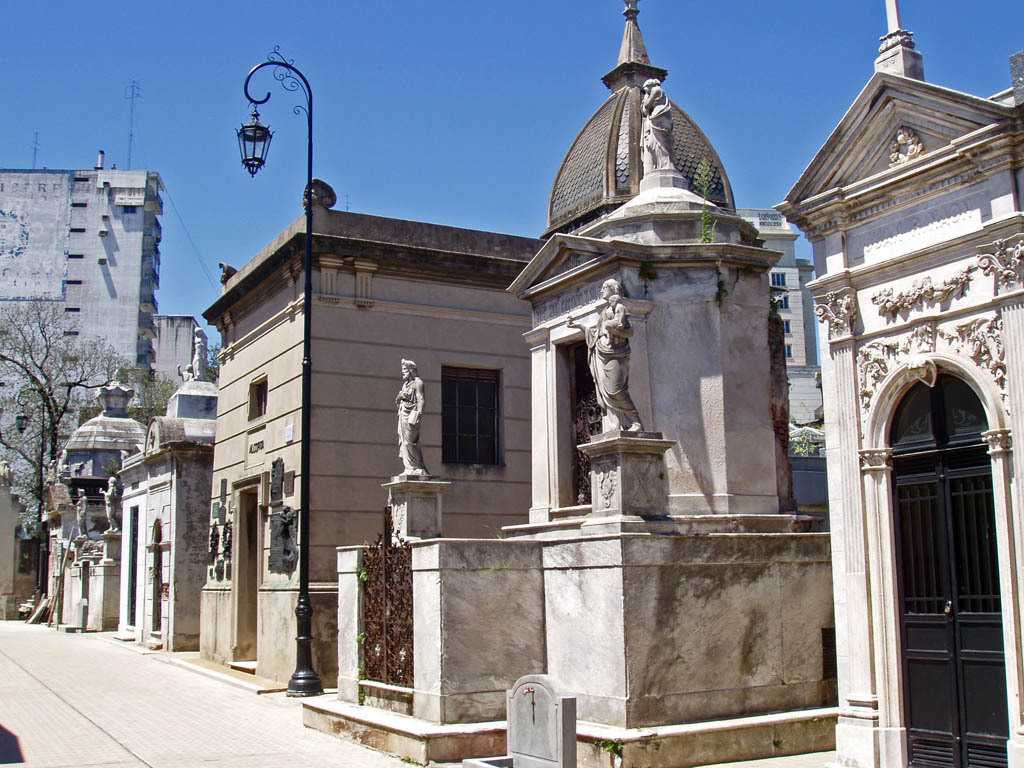 Buenos Aires-Recoleta-Cementery-P2090035