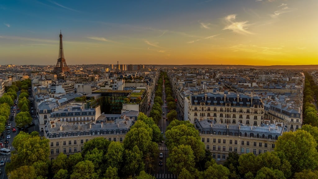 picturesque charm of Paris