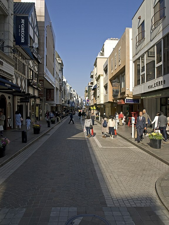 Motomachi shopping street