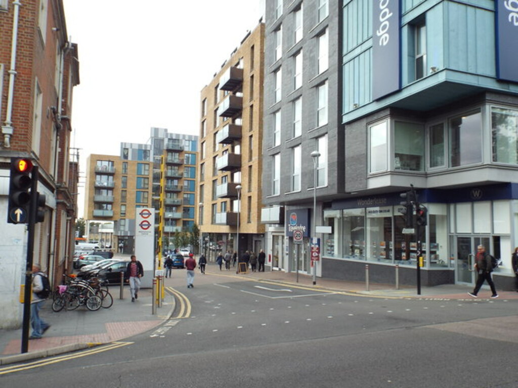 Station Approach, Walthamstow 