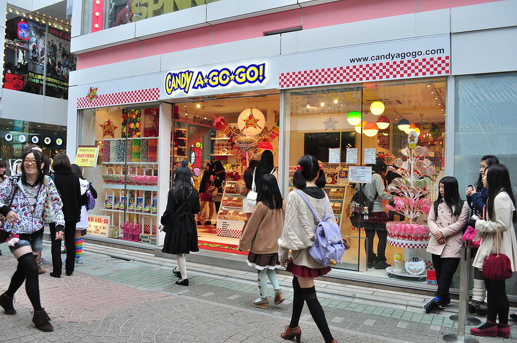 Harajuku - Takeshita Street 20 (15119969724)